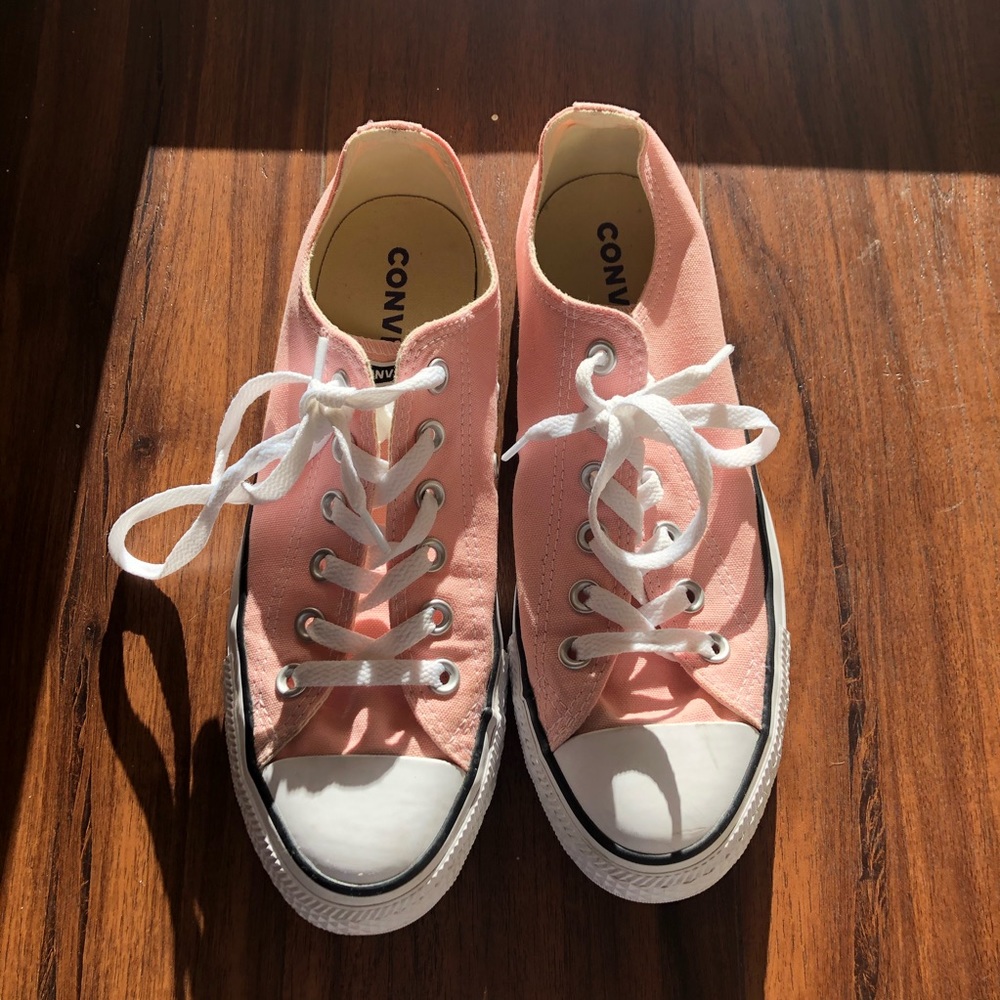 Pink converse